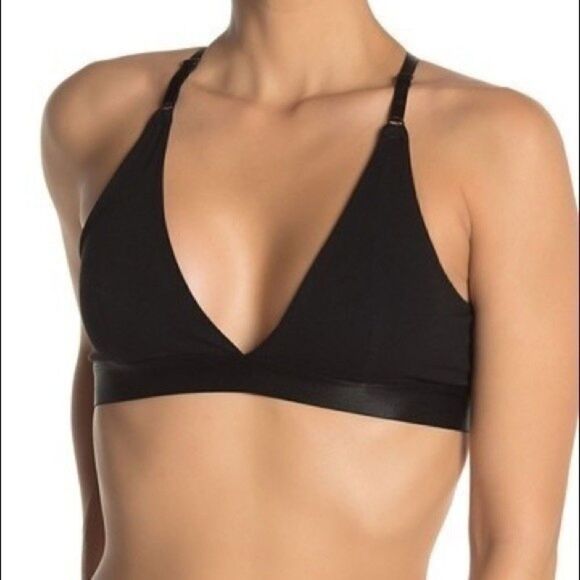 NORDSTROM’S FREE PRESS WIRELESS BLACK SEAMLESS RACERBACK PULLOVER BRALETTE SMALL - Picture 4 of 7